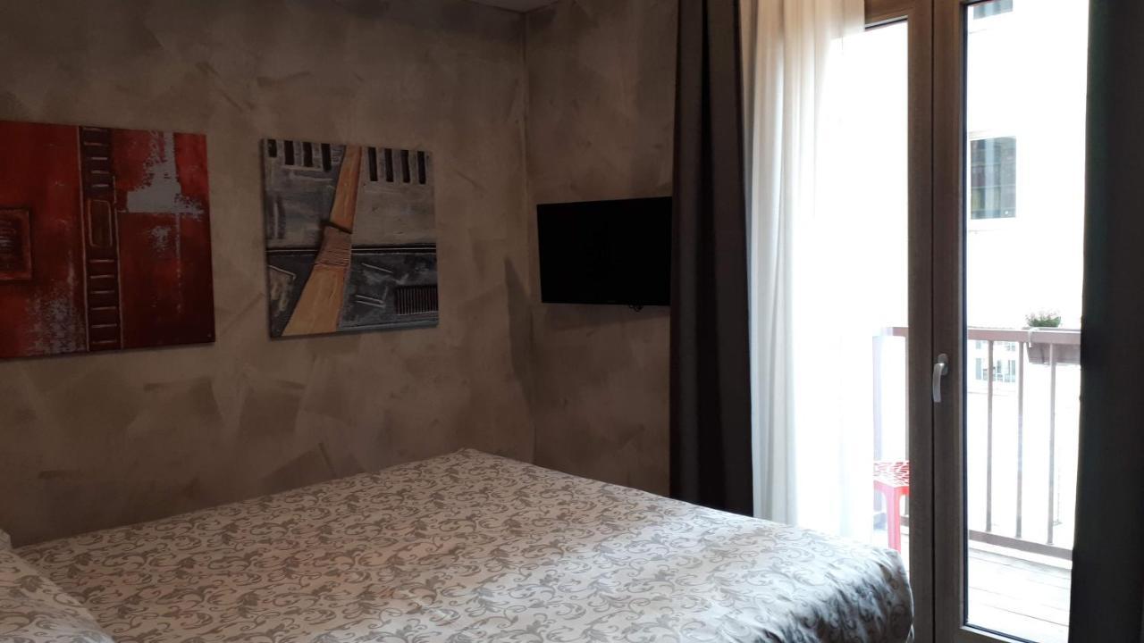 Hotel Bed & Rooms , Corte Rossa -1 Min Walk To Bernina Express Tirano Dış mekan fotoğraf