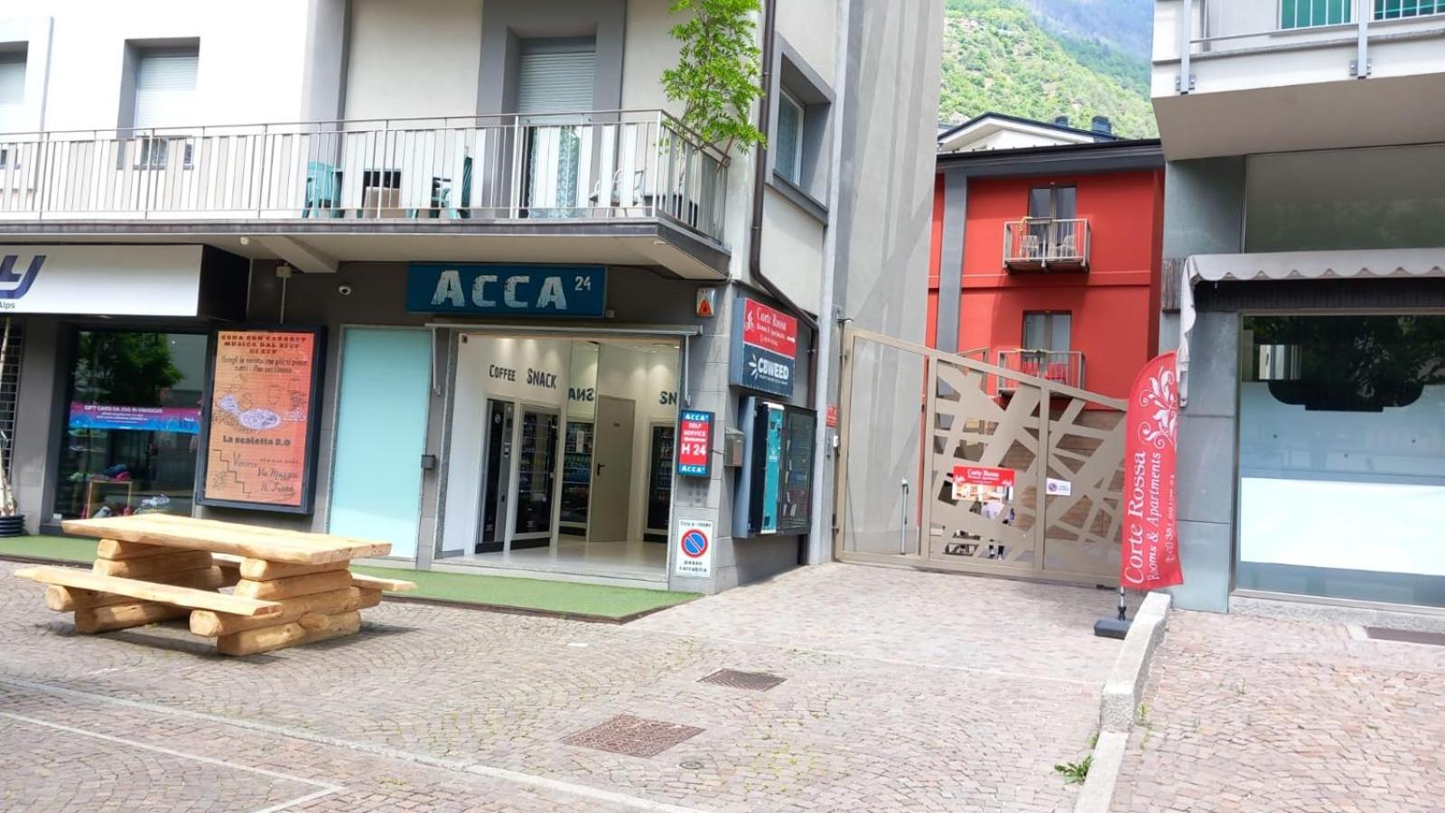 Hotel Bed & Rooms , Corte Rossa -1 Min Walk To Bernina Express Tirano Dış mekan fotoğraf
